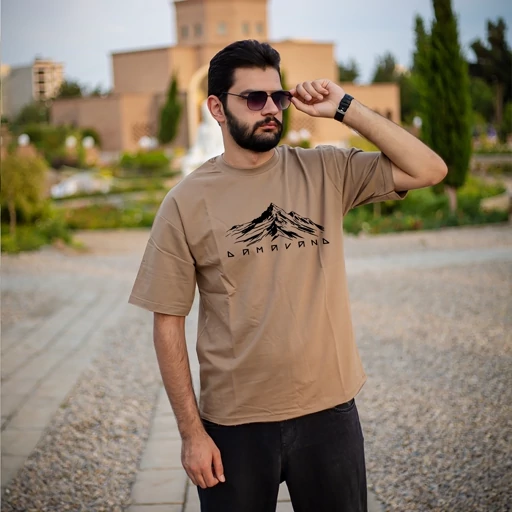 تیشرت طرح کوه دماوند بزرگ